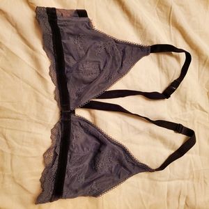 Vs Lace front closure Bralett